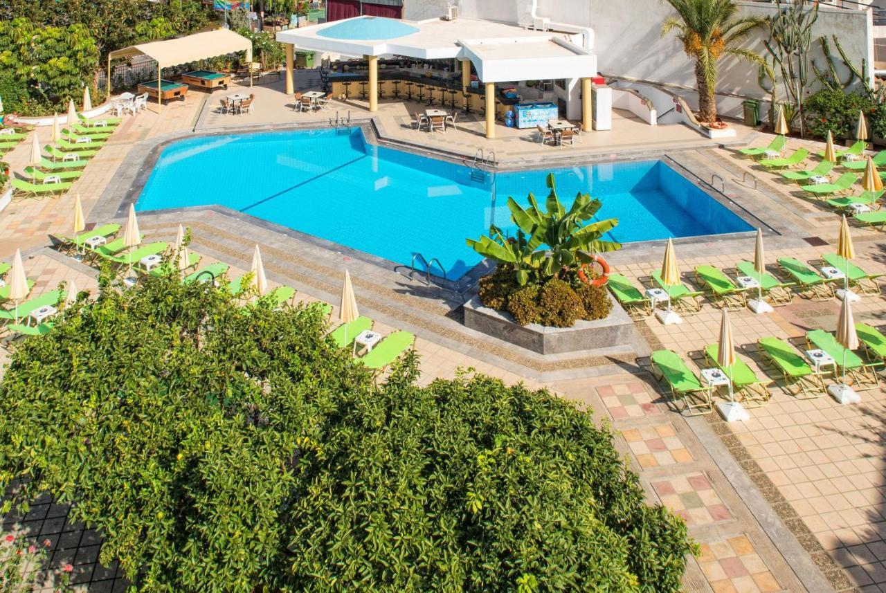 Hotel Malia Holidays Bagian luar foto