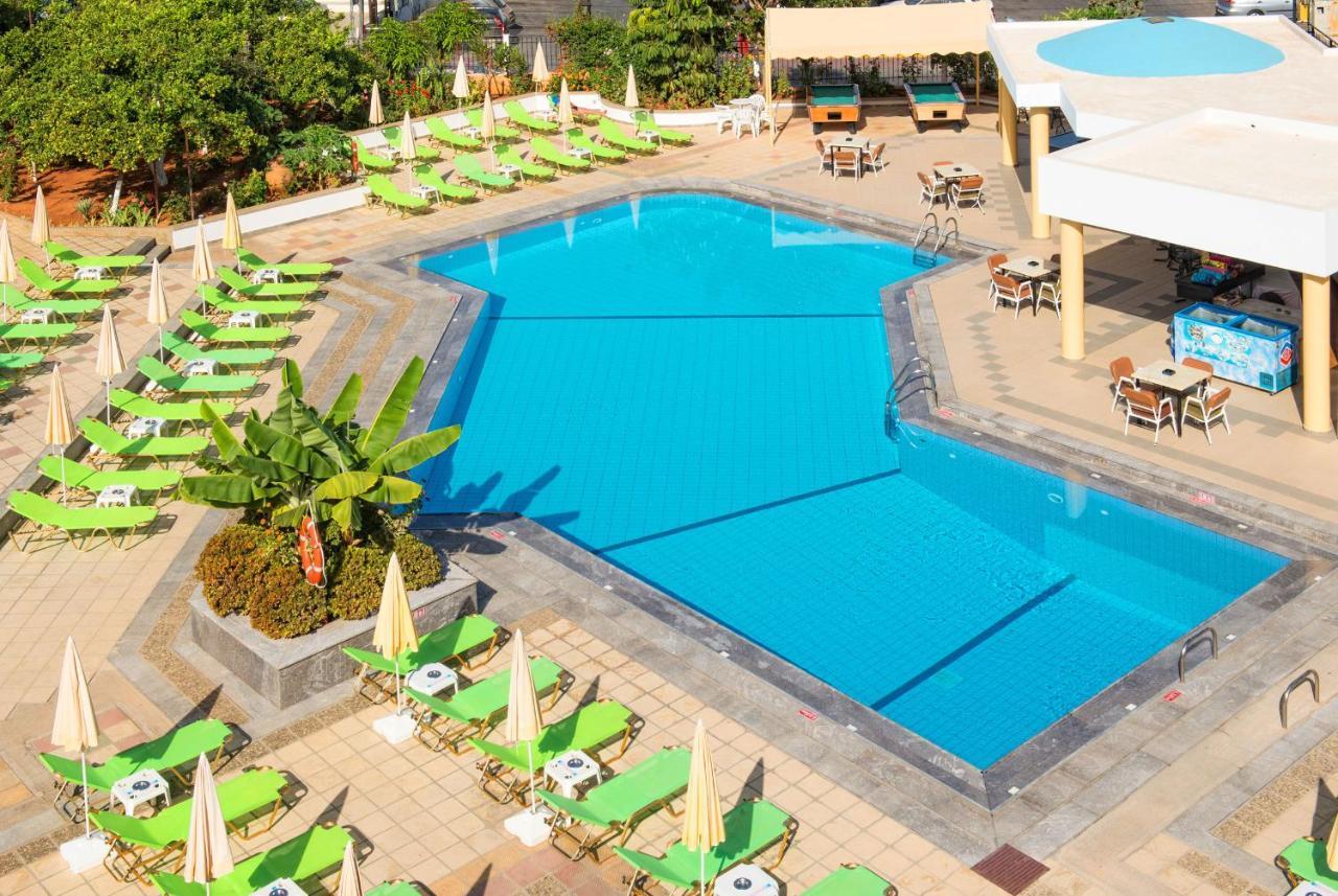 Hotel Malia Holidays Bagian luar foto