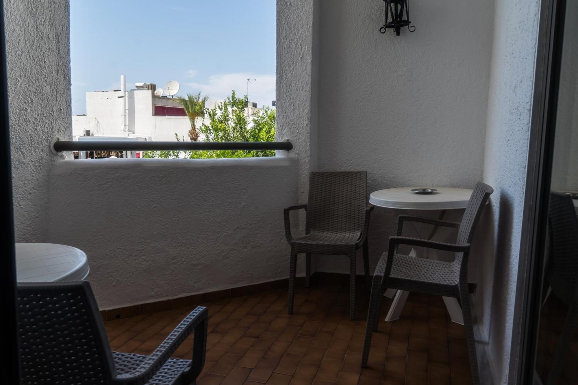 Hotel Malia Holidays Bagian luar foto