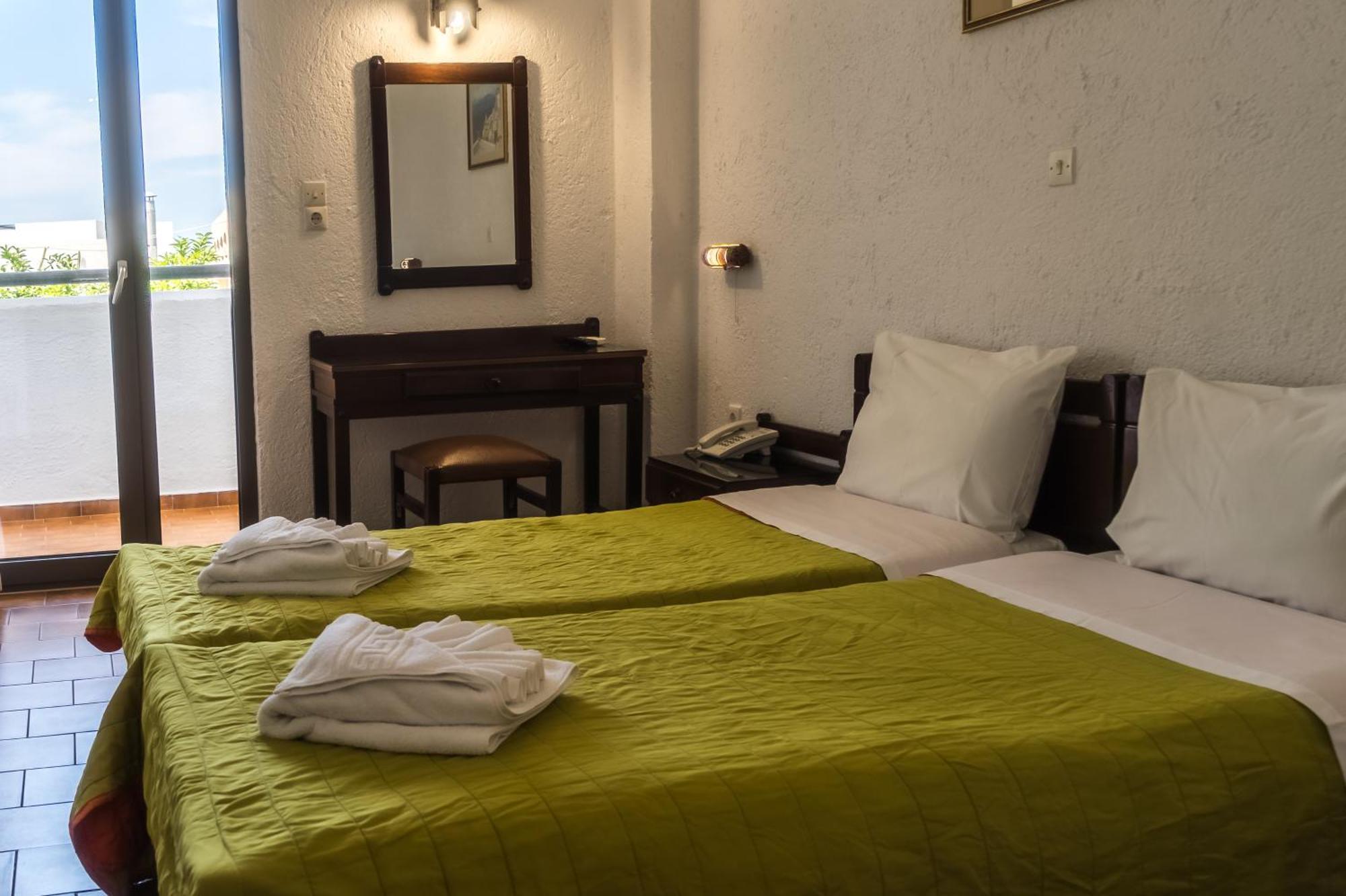Hotel Malia Holidays Bagian luar foto