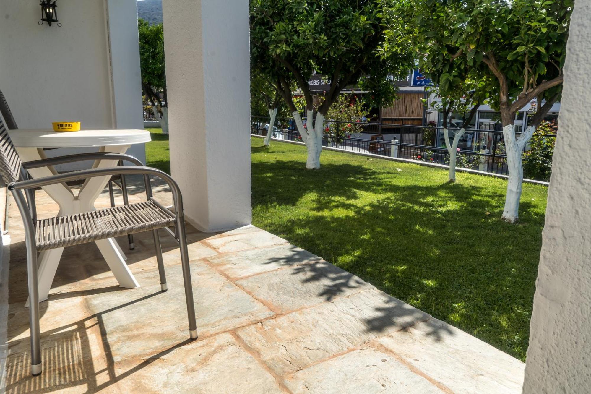 Hotel Malia Holidays Bagian luar foto