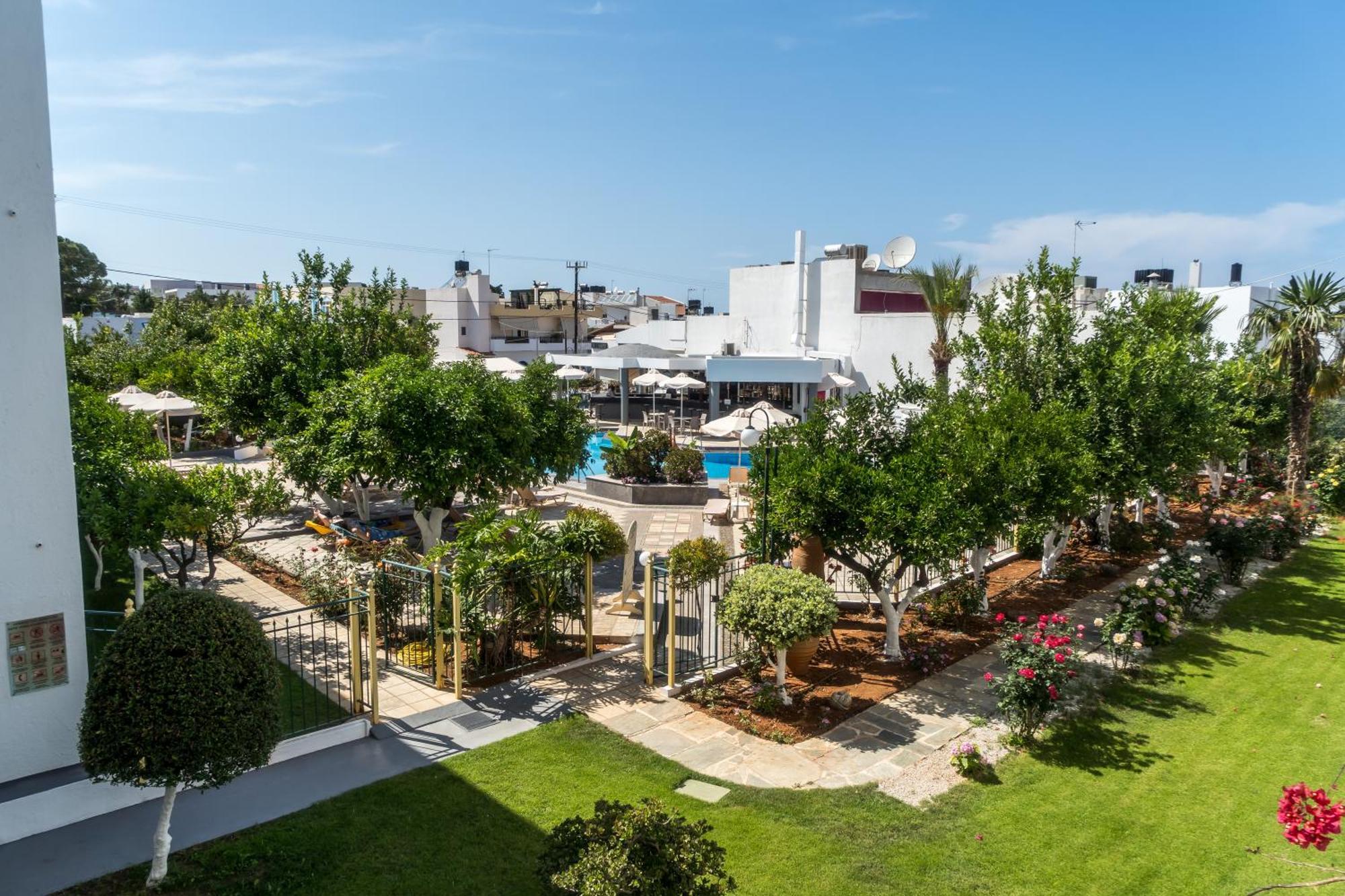 Hotel Malia Holidays Bagian luar foto